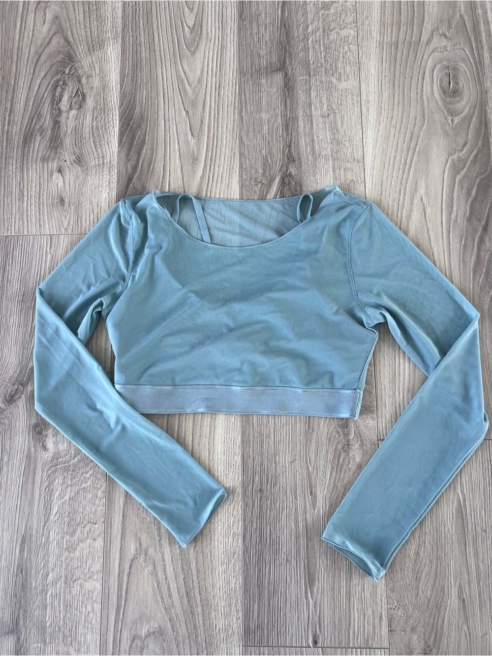 Joe Fresh Active Long Sleeve Sage Green/teal Built-In Bra long sleeve - Size M